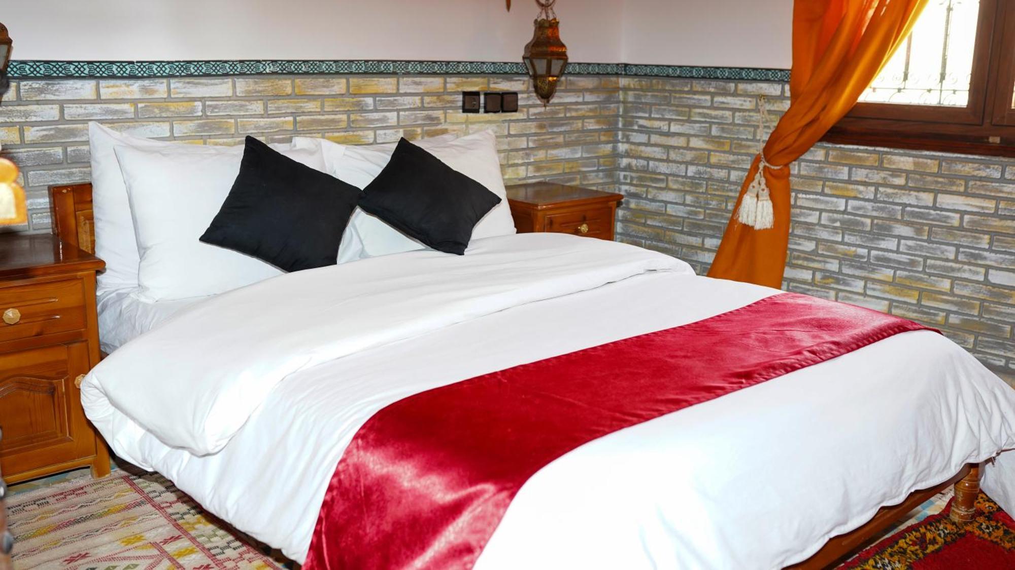 Bed and Breakfast Dar Essyaha Ait Ben Ali Экстерьер фото